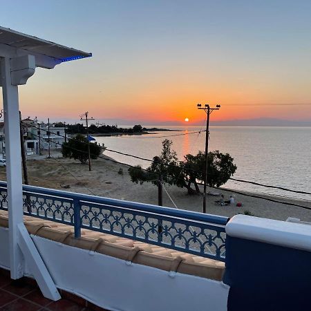Coralli Rooms & Restaurant إيلافونيسوس المظهر الخارجي الصورة