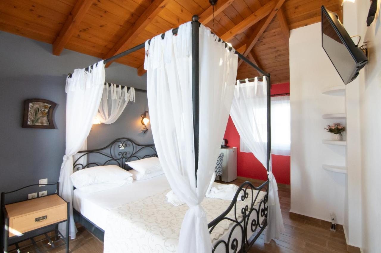 Coralli Rooms & Restaurant إيلافونيسوس المظهر الخارجي الصورة