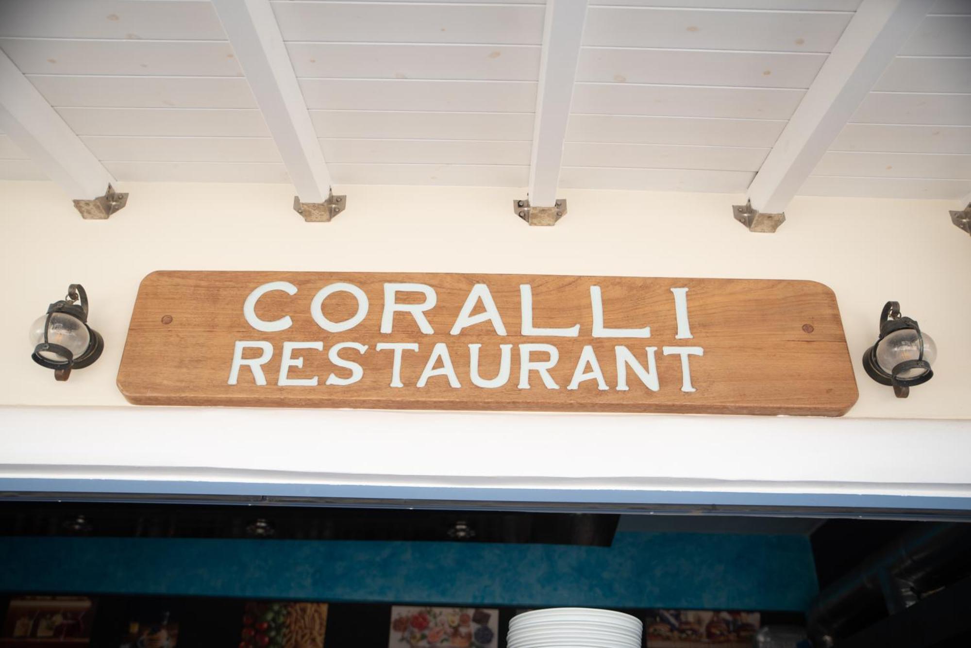 Coralli Rooms & Restaurant إيلافونيسوس المظهر الخارجي الصورة